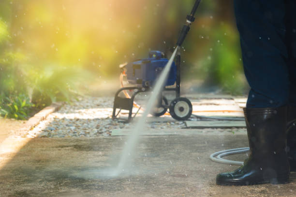 Best Driveway Cleaning and Restoration in Redwood, TX